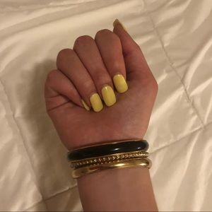 VINTAGE 1980’s set of bangles